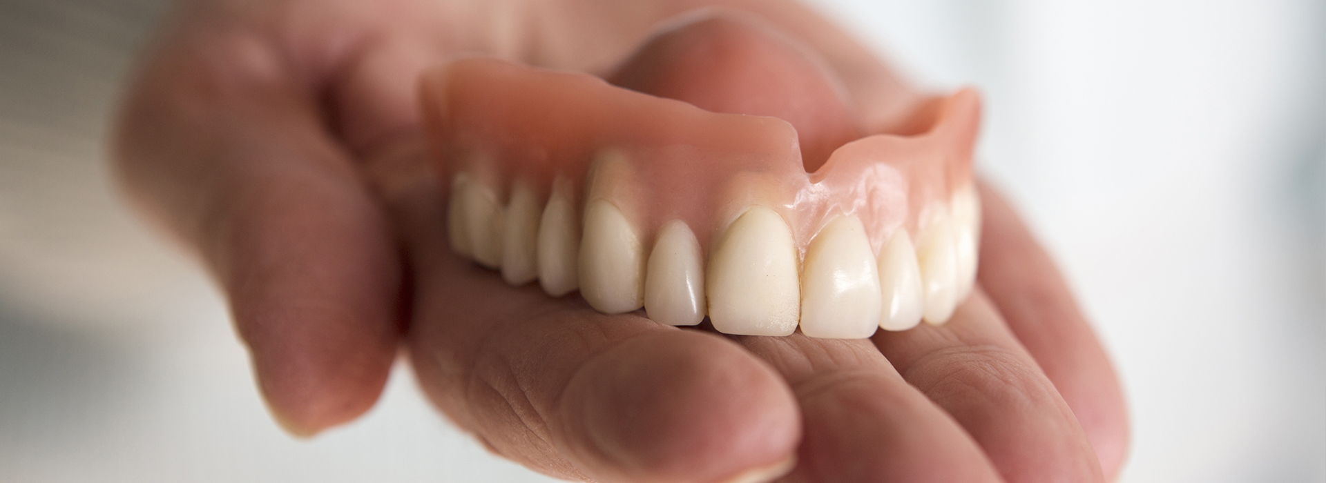 JK Dentistry | Maryland Implants, Extractions and Oral Exams